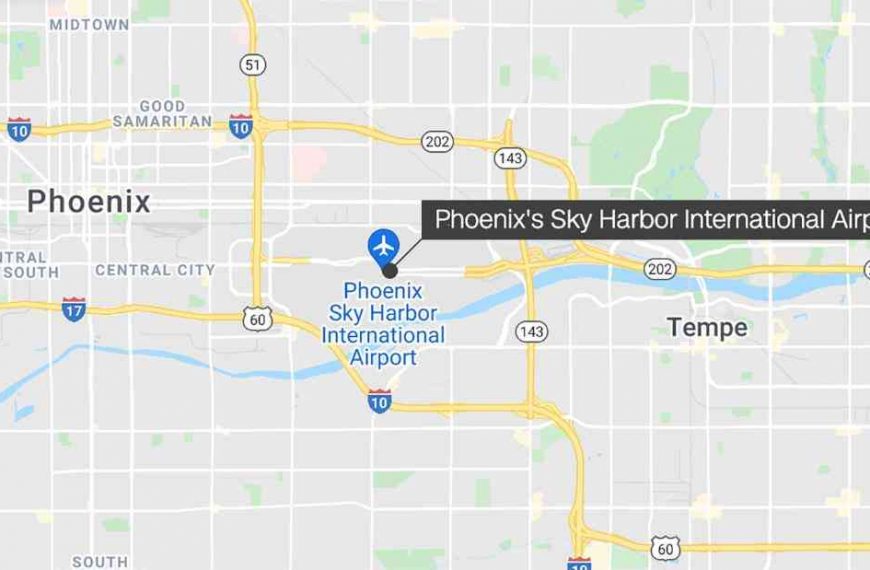 Man dies after jumping from a plane in Phoenix