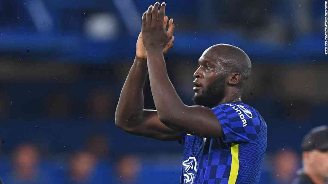 Romelu Lukaku calls for footballers and CEOs to meet to solve racism issues